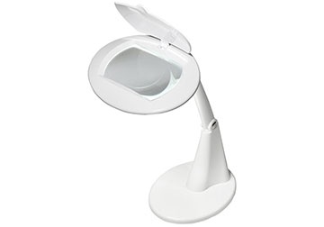 Kính lúp để bàn có đèn led Proskit MA-1004F