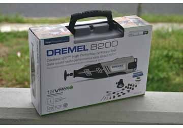 12V Dụng cụ đa năng dùng pin Dremel 8200 (Bỏ mẫu) 12V Dụng cụ đa năng dùng pin Dremel 8200 (Bỏ mẫu)