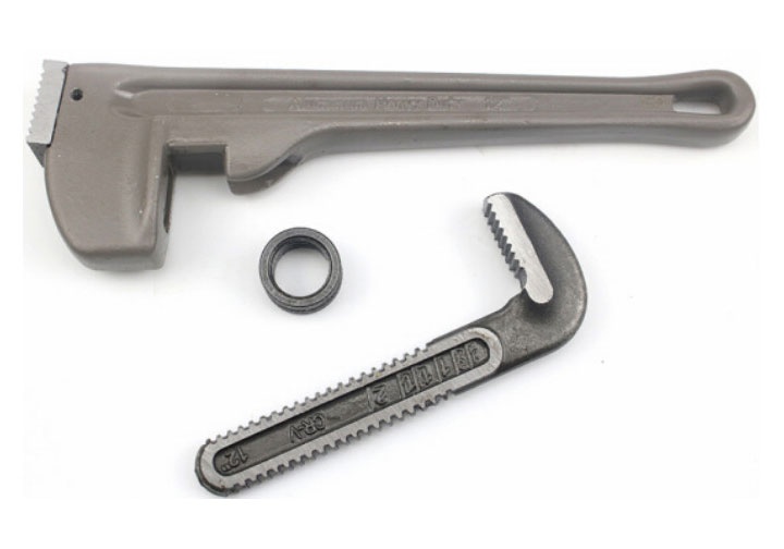 14" (350mm) Mỏ lết răng thân nhôm Sata 70-825 (70825) 14" (350mm) Mỏ lết răng thân nhôm Sata 70-825 (70825)