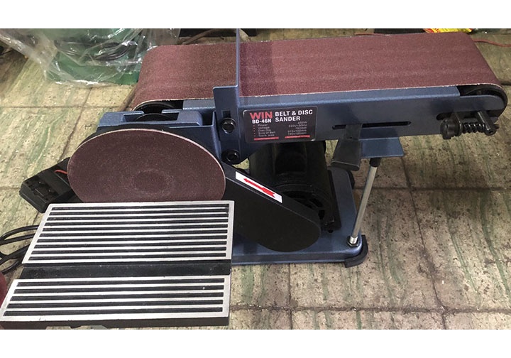 150mm Máy chà nhám băng 450W BD-46N
