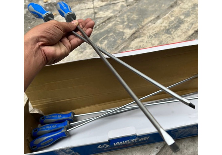 6.5x400mm Tuốc nơ vít dẹp Kingtony 14226516 6.5x400mm Tuốc nơ vít dẹp Kingtony 14226516