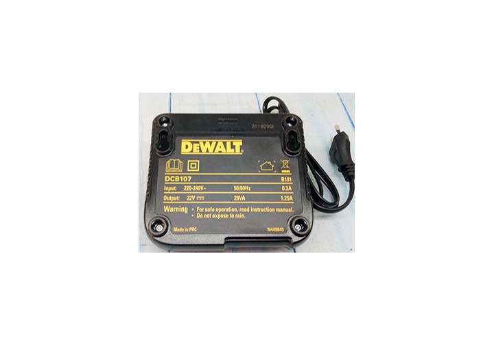 Đế sạc pin 10.8v, 14.4v, 18v Dewalt DCB107-B1 Đế sạc pin 10.8v, 14.4v, 18v Dewalt DCB107-B1